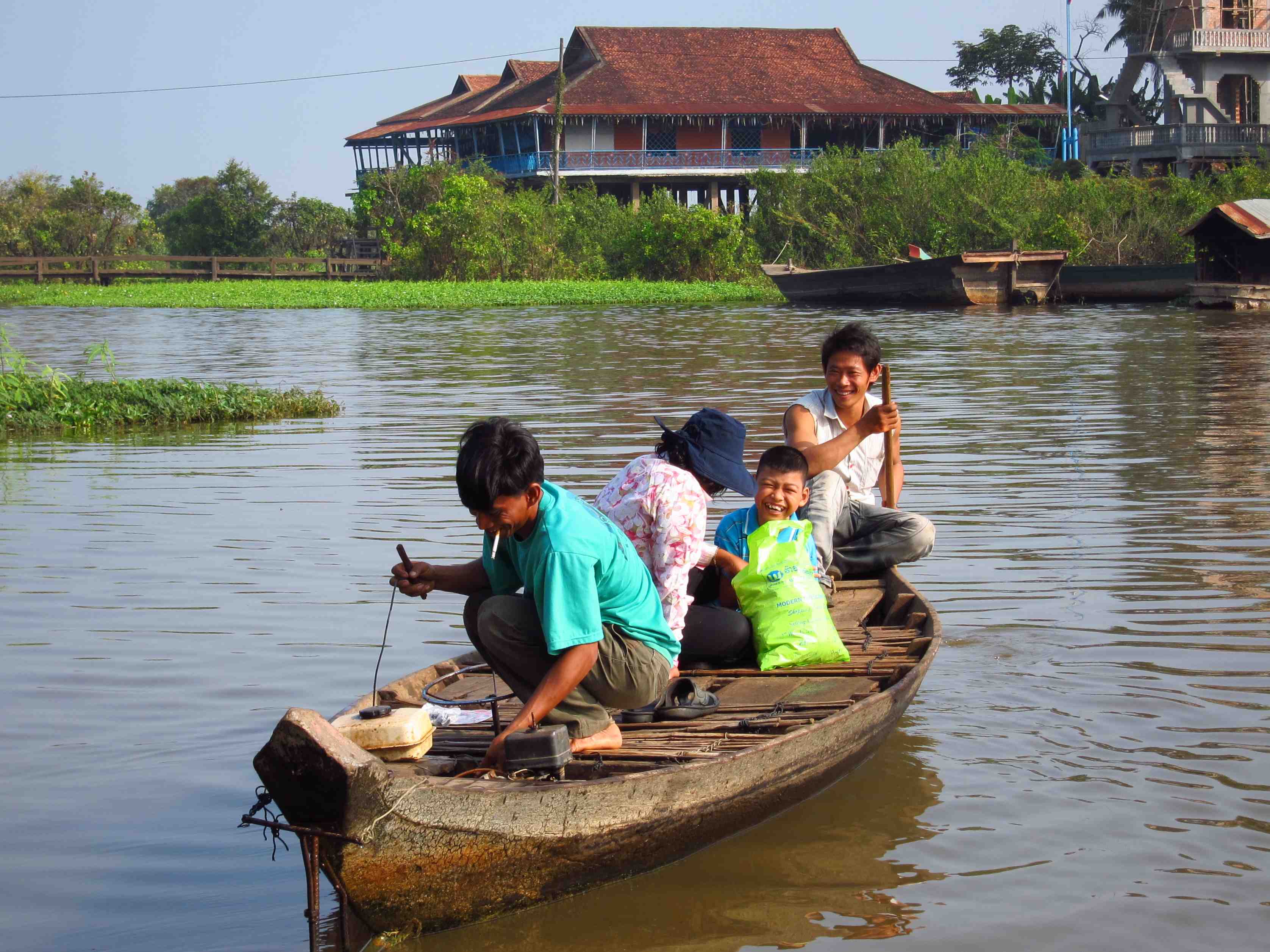 Mint Jellie » Lake Tonle Sap Floating Village, Cambodia (11 Dec)